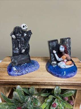 Tim Burtons Salt/Pepper Shakers, “The Night Before Christmas”